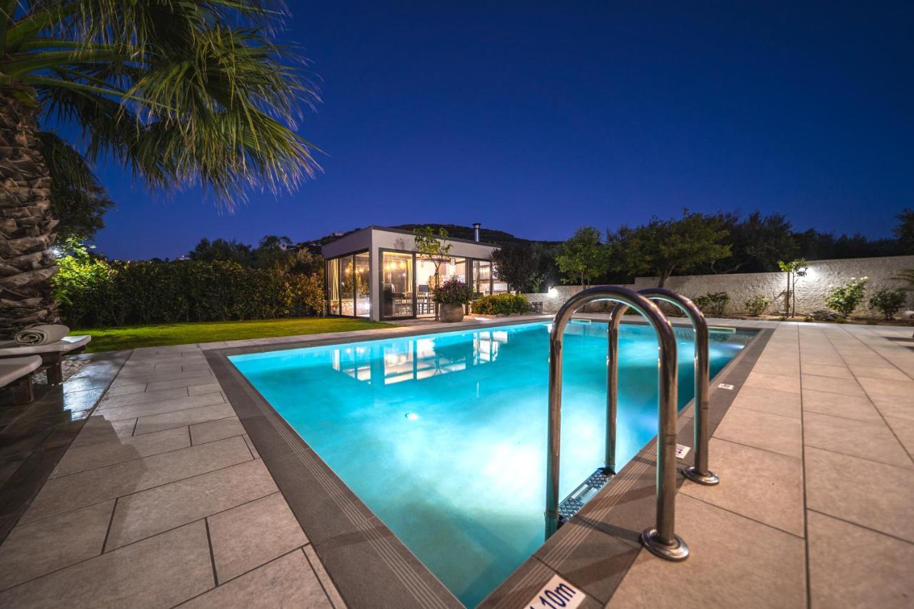 Petronila Luxury Villa With Heated Private Pool Kíssamos Buitenkant foto
